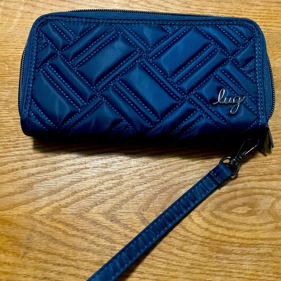 Brand new Lug wallet - Picture 2 of 3